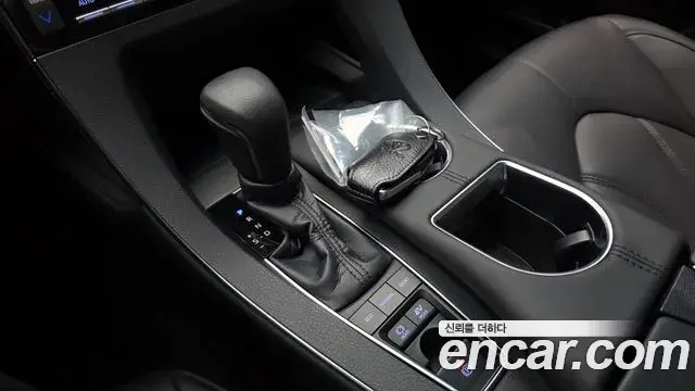 Toyota Avalon 2019 — Şəkil 3/31