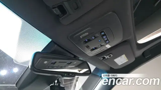 Toyota Avalon 2019 — Şəkil 28/31