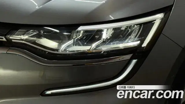 Renault Samsung SM6 2024 — Şəkil 18/20