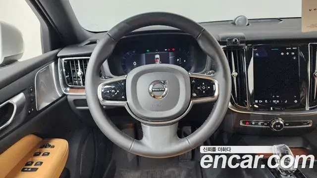 Volvo V60 Cross Country 2024 — ფოტო 9/20