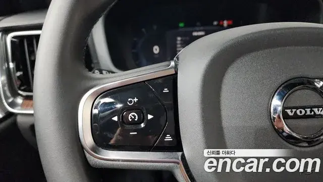 Volvo V60 Cross Country 2024 — ფოტო 20/20