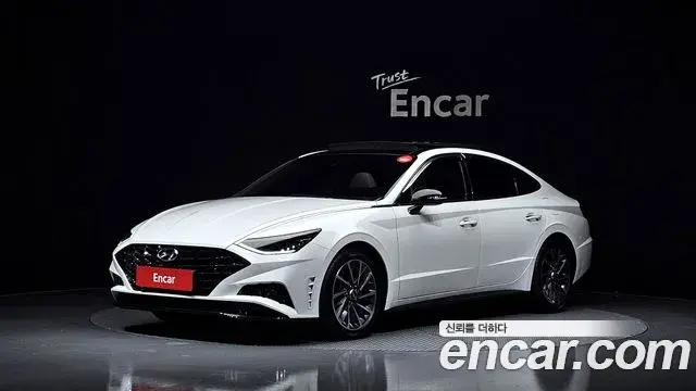 Hyundai Sonata 2020 — Фото 1/20