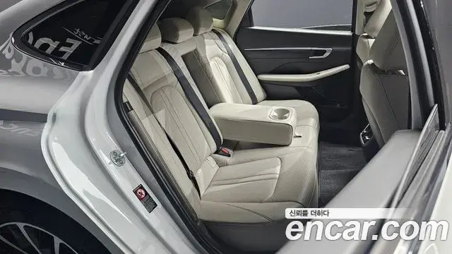 Hyundai Sonata 2020 — Фото 11/20