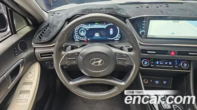 Hyundai Sonata 2020 — Фото 13/20