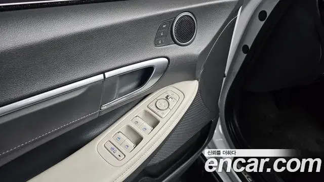 Hyundai Sonata 2020 — Фото 16/20