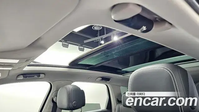 Volkswagen Touareg 2023 — Şəkil 11/30
