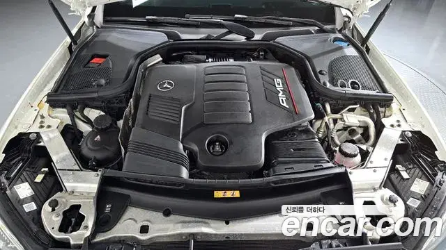 Mercedes-Benz E-Class 2021 — Photo 6/20