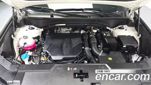 Hyundai Santa Fe 2025 — Şəkil 31/40