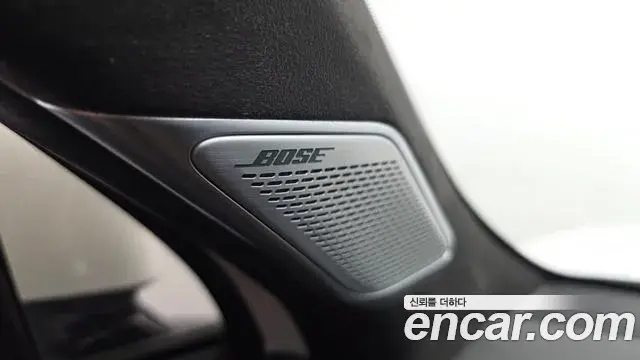 Hyundai Santa Fe 2025 — Şəkil 17/40