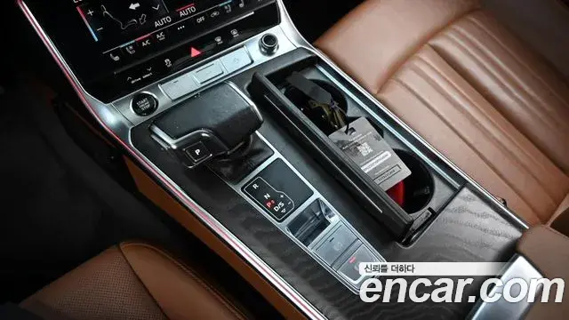 Audi A6 2023 — Фото 8/20