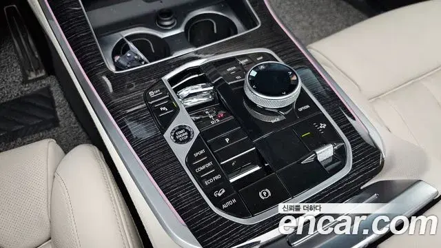 BMW X5 2025 — ფოტო 23/37