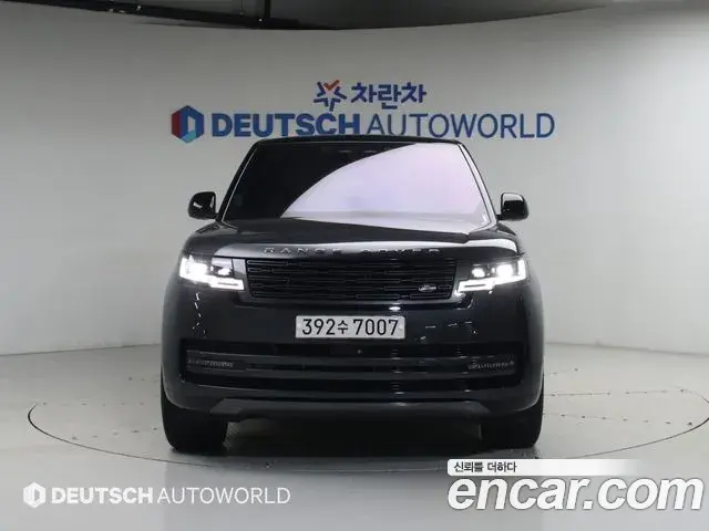 Land Rover Range Rover 2023 — Photo 14/19