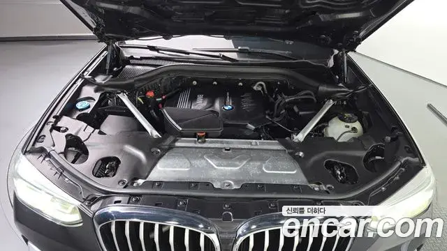 BMW X3 2019 — ფოტო 15/20