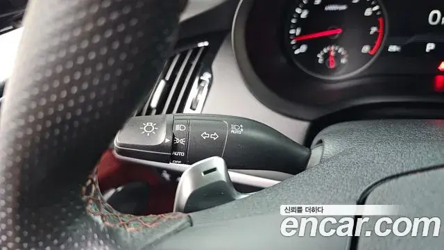 Kia Stinger 2018 — Photo 31/34