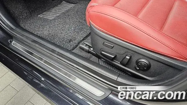 Kia Stinger 2018 — Photo 12/34