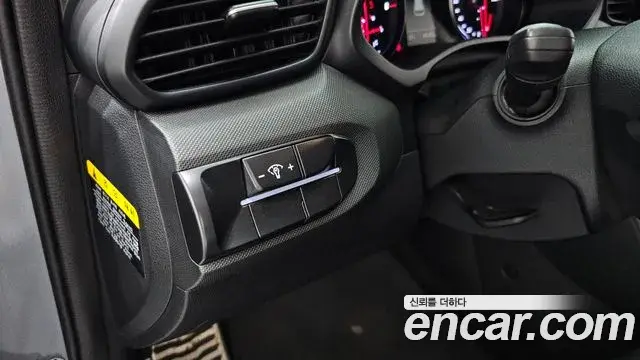 Hyundai Veloster 2019 — Фото 17/20