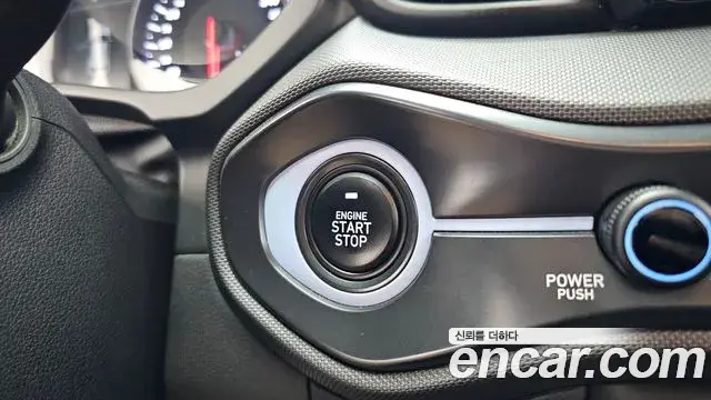 Hyundai Veloster 2019 — Şəkil 11/30