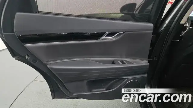 Genesis G80 2020 — Şəkil 16/35