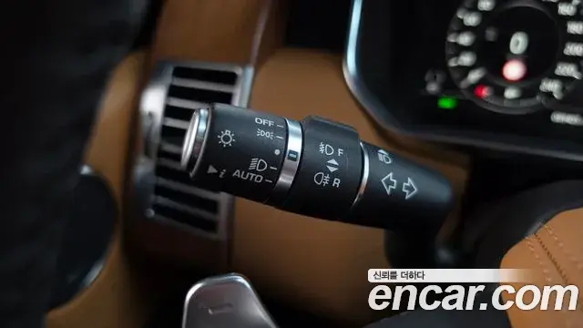 Land Rover Range Rover 2020 — Şəkil 13/40