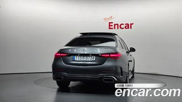 Mercedes-Benz C-Class 2025 — Фото 4/20