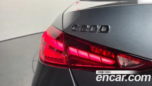 Mercedes-Benz C-Class 2025 — Şəkil 4/32