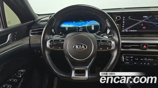Kia K5 2020 — Фото 15/20