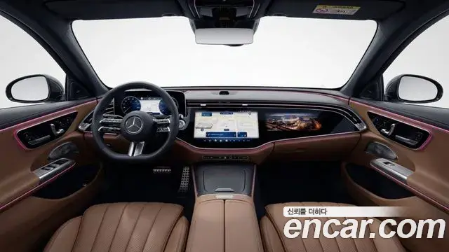 Mercedes-Benz E-Class 2025 — Photo 1/13