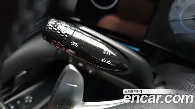 Hyundai The New Avante Hybrid 2022 — Şəkil 9/32