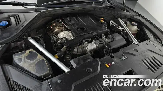 Genesis GV70 2021 — ფოტო 10/20