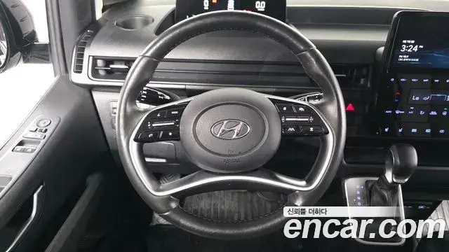 Hyundai Staria 2022 — Photo 13/20