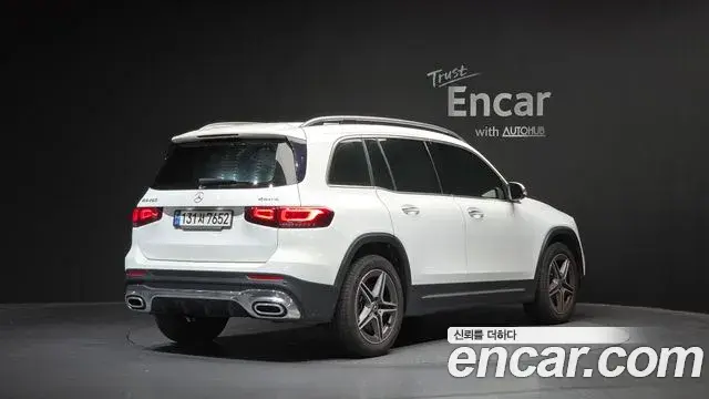 Mercedes-Benz GLB-Class 2022 — Фото 2/20