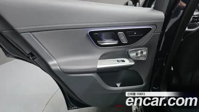 Mercedes-Benz GLC-Class 2024 — ფოტო 19/33