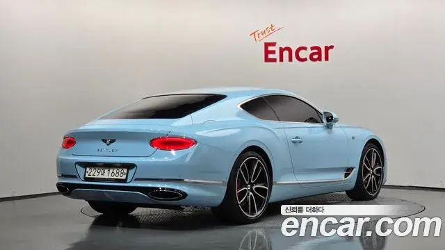 Bentley Continental GT 2019 — Photo 5/20