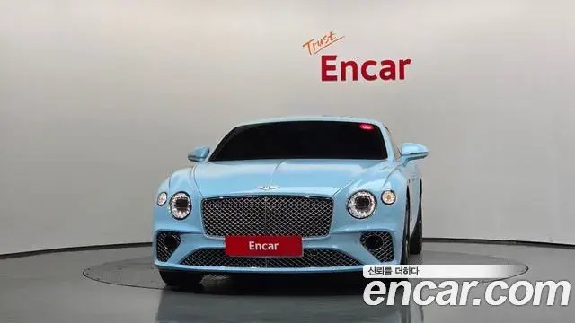Bentley Continental GT 2019 — Photo 10/20