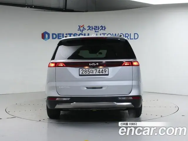 Kia Carnival 2022 — Фото 3/20