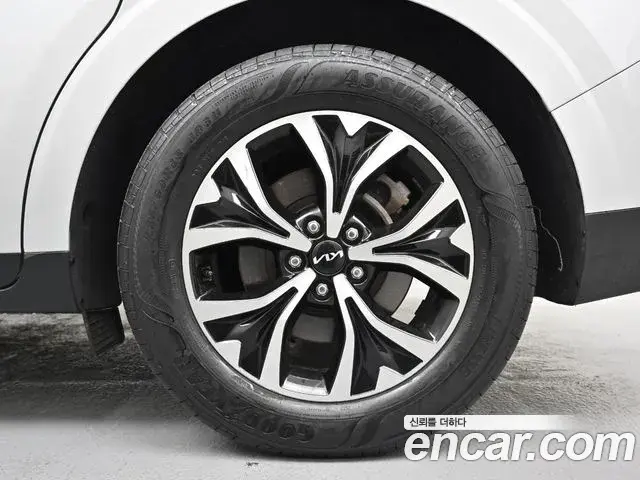 Kia Carnival 2022 — Фото 15/20