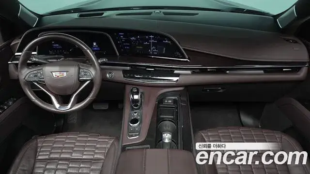 Cadillac Escalade 2023 — ფოტო 23/39