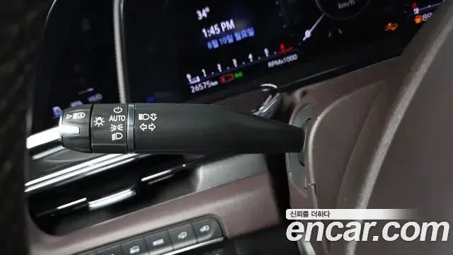 Cadillac Escalade 2023 — ფოტო 32/39