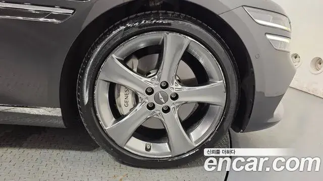 Genesis G80 2021 — ფოტო 1/41