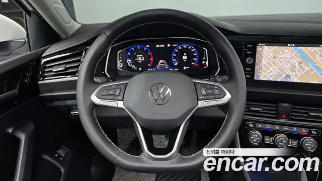 Volkswagen Jetta 2023 — Фото 13/20
