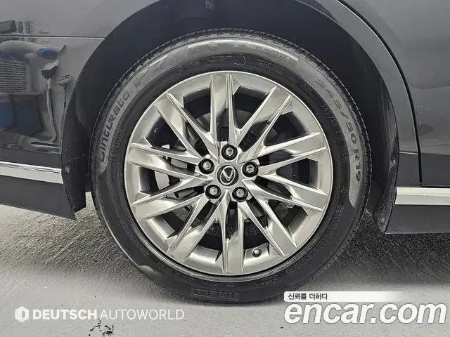Lexus LS500 2020 — ფოტო 4/20