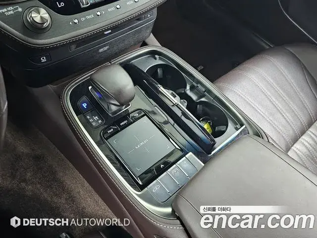 Lexus LS500 2020 — ფოტო 9/20