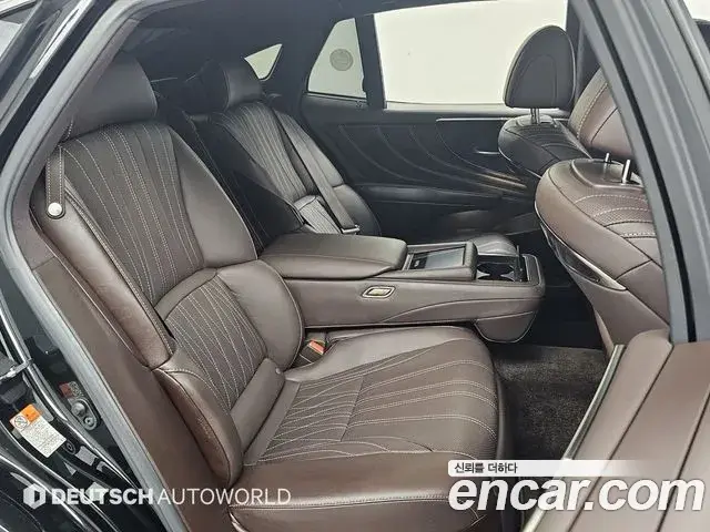 Lexus LS500 2020 — ფოტო 20/20