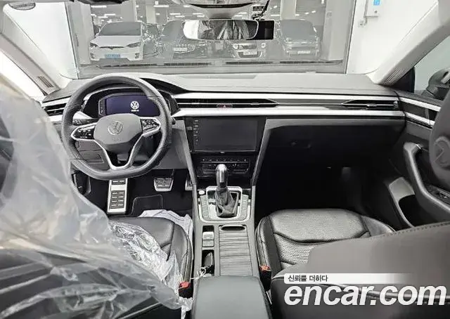 Volkswagen Arteon 2023 — Şəkil 16/19