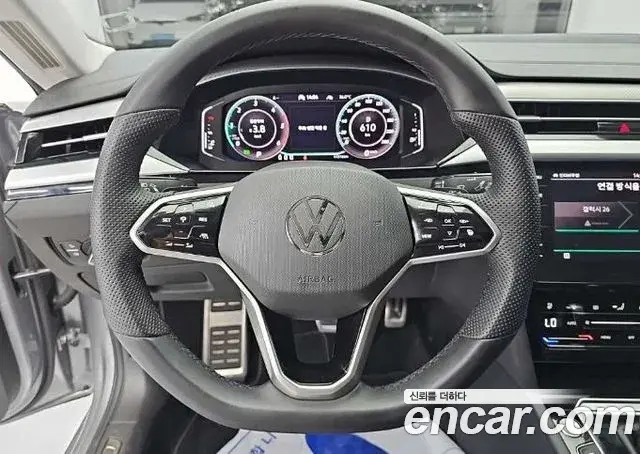 Volkswagen Arteon 2023 — Şəkil 11/19