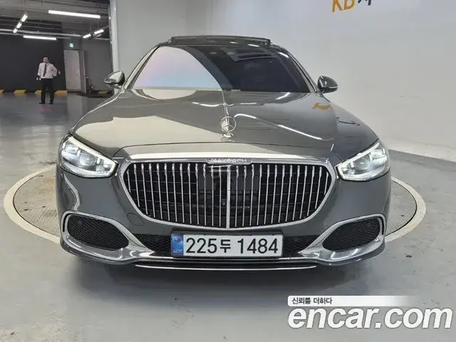 Mercedes-Benz S-Class 2024 — Photo 20/20