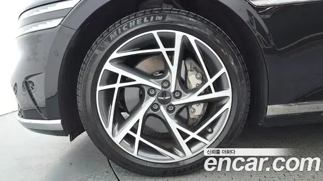 Genesis G90 2025 — Photo 6/34