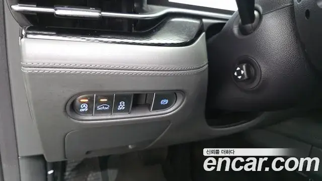 Genesis G90 2025 — Photo 24/34