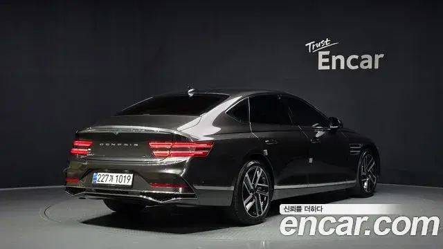 Genesis G80 2024 — Photo 15/20
