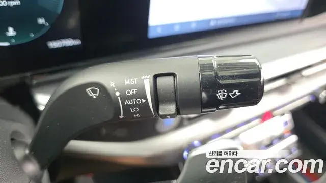 Hyundai Grandeur Hybrid 2024 — Photo 14/33